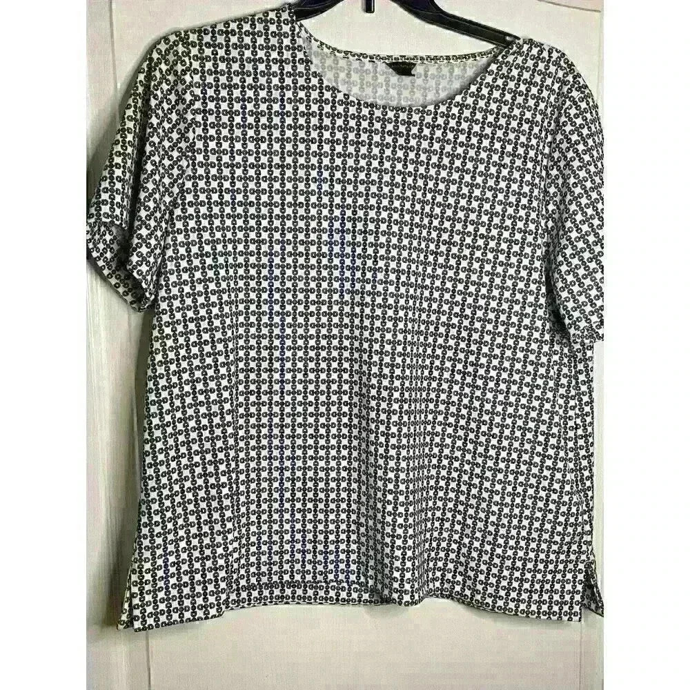 Ann Taylor Tan & White Chain Round Neck XXL Top